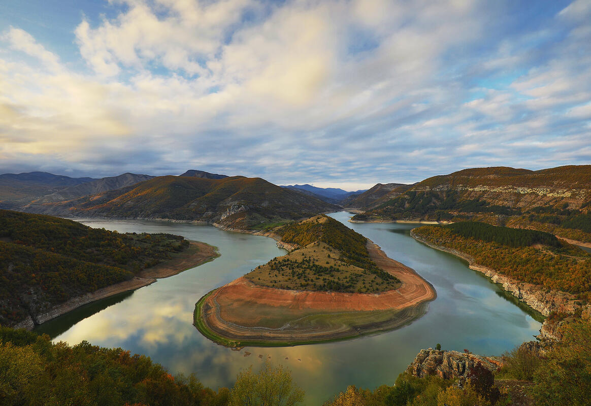 the same meander....Arda