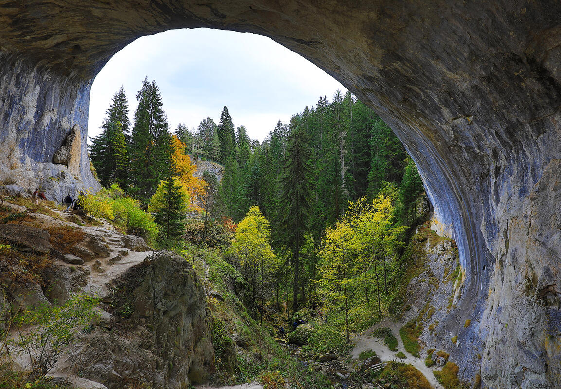 Bulgaria in autumn colors 